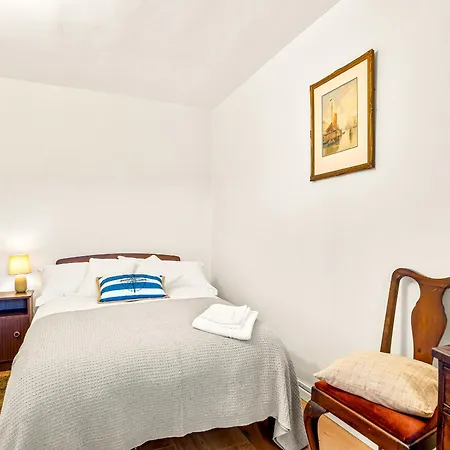 Holiday home Flaherty *